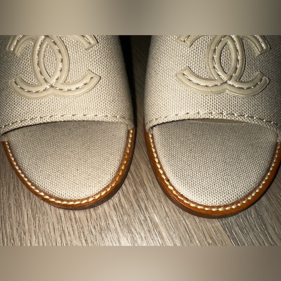 New Chanel 2010 Natural Canvas CC Logo Slide Wedge Sandals Size 36 - Picture 10 of 14
